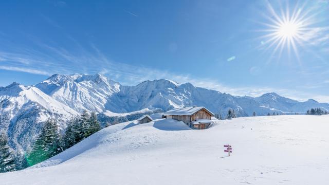 Il massiccio innevato del Monte Bianco