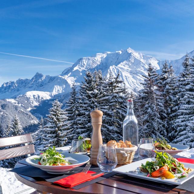 Lunch in a high-altitude restaurant