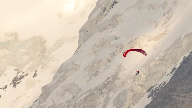 Paragliding in Saint-Gervais Mont-Blanc