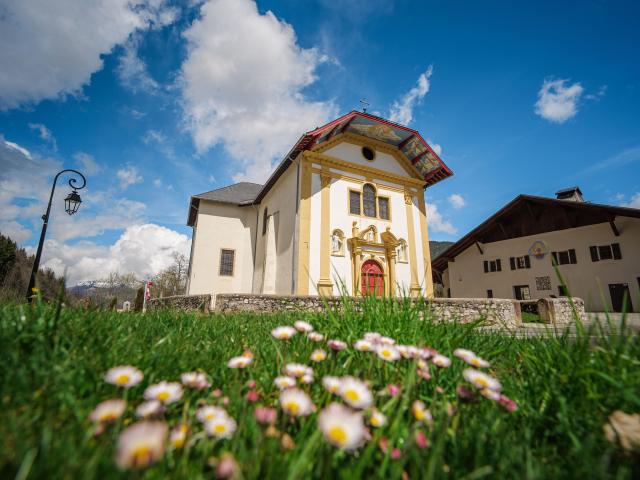 Église de Saint-Nicolas de Véroce