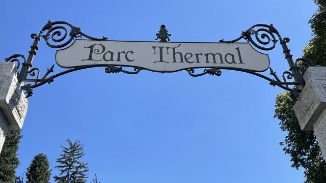 Entrance to the Parc Thermal du Fayet