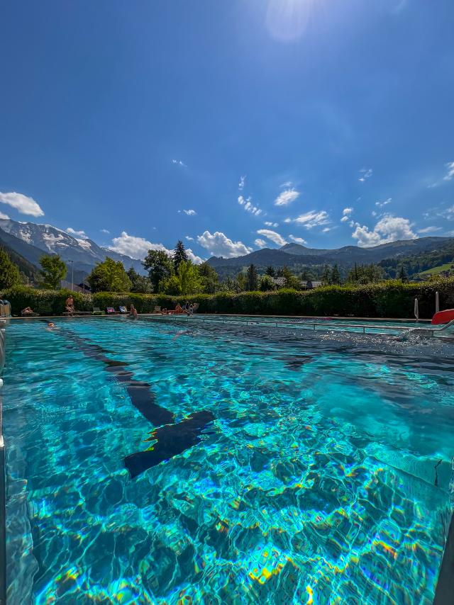 Bassin extérieur de la piscine de Saint-Gervais Mont-Blanc