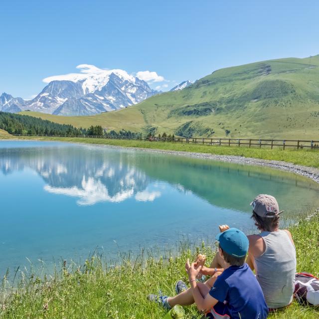 Picnic break on Lac de Joux