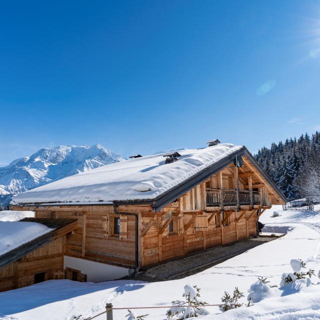 Chalet under the snow in Saint-Gervais Mont-Blanc