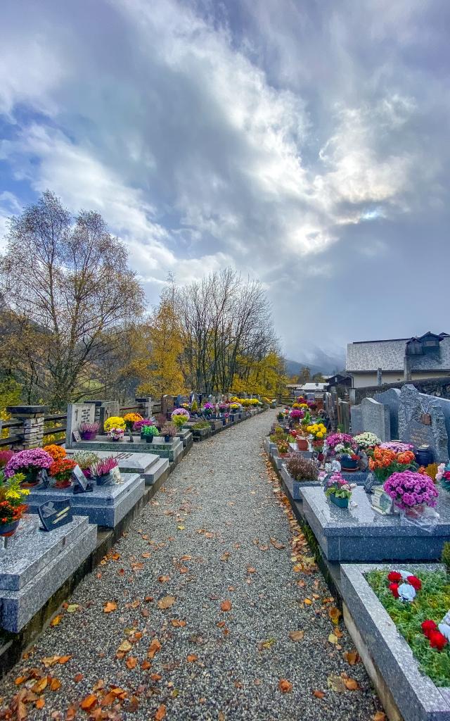 Saint-Nicolas de Véroce Cemetery