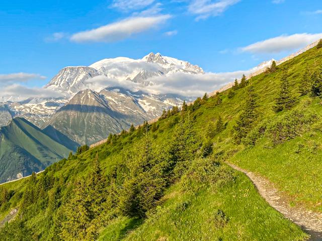 Sentier de randonnée à Saint-Gervais Mont-Blanc