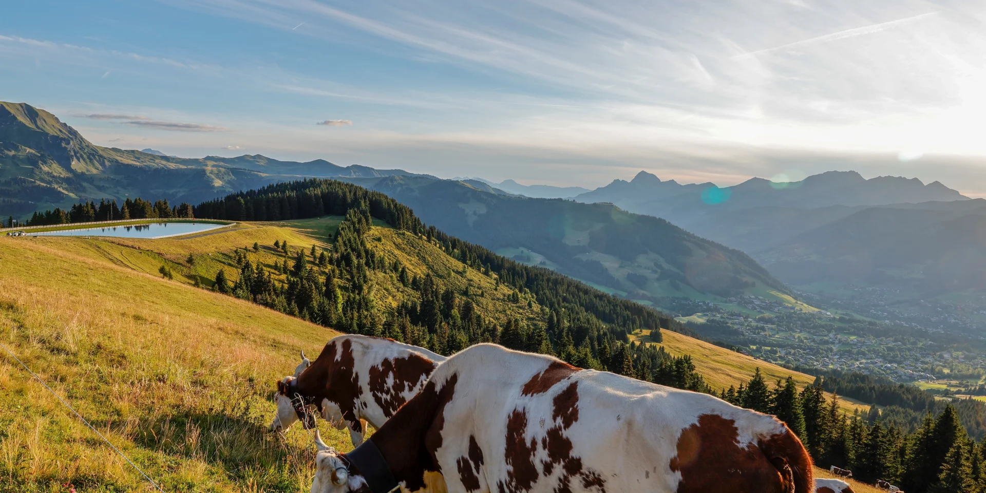 Coucher de soleil dans les alpages de Saint-Gervais Mont-Blanc