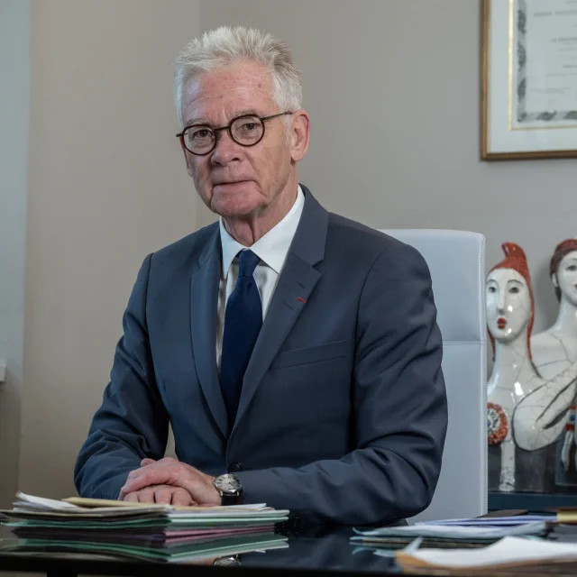 Jean-Marc Peillex, dans son bureau de la mairie de Saint-Gervais