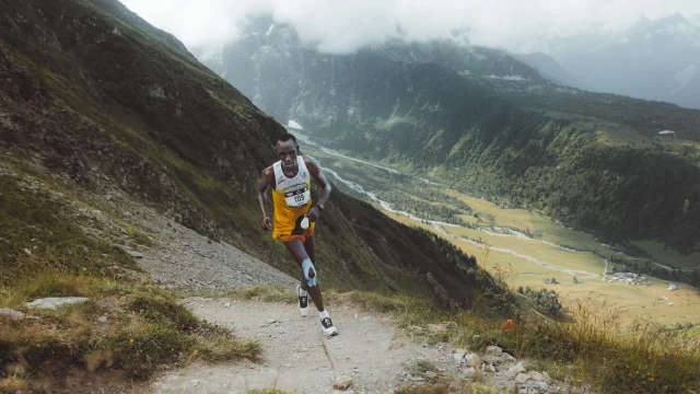 Passage du col de tricot lors de la montée du nid d'aigle 2023