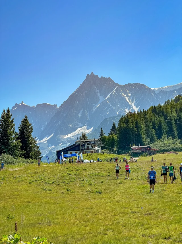 Arrivée à Bellevue pour la Montée du Nid d'Aigle 2024